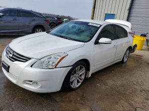 Nissan Altima SR 3.5L 6 2011