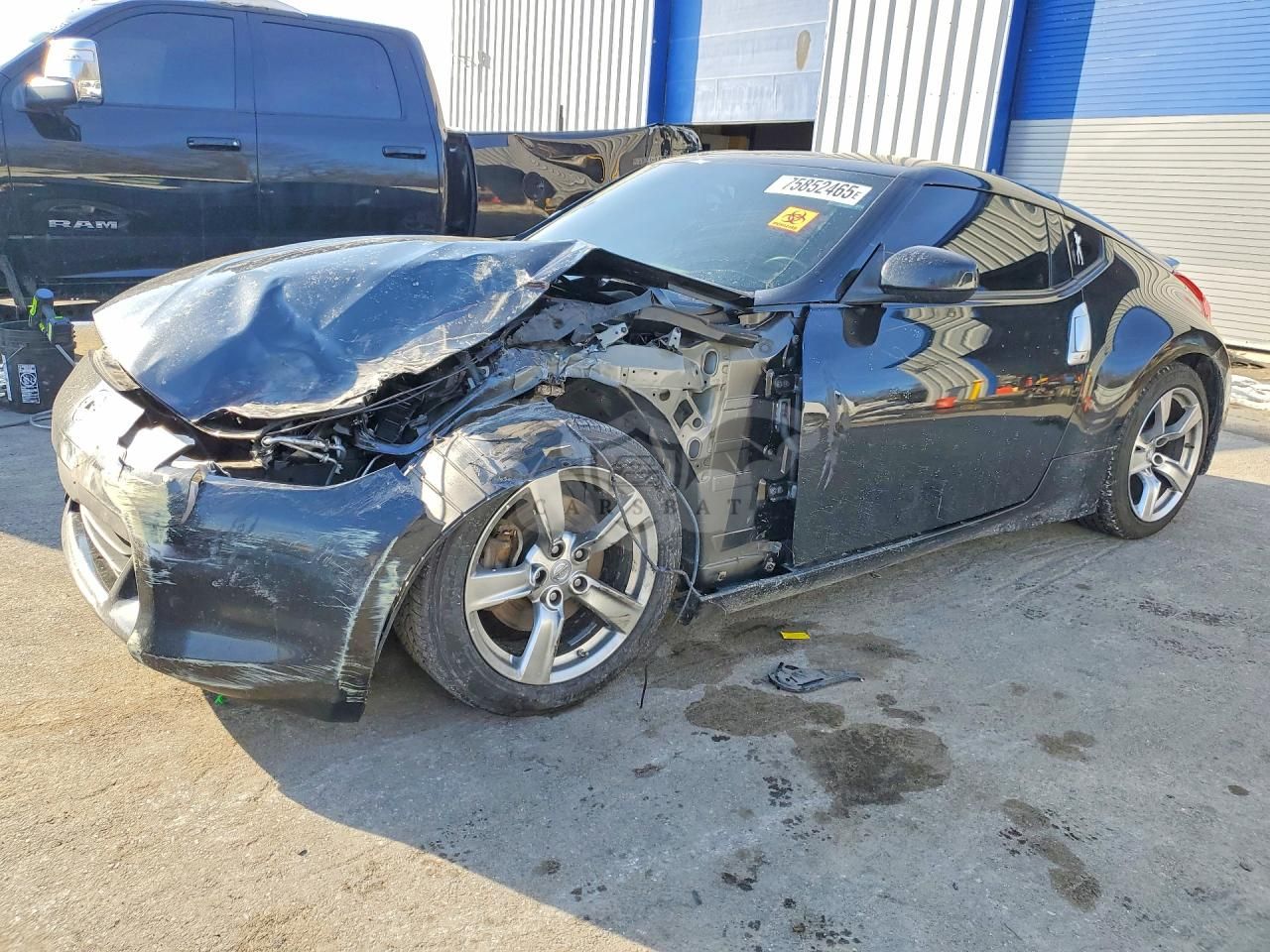 Nissan 370z 3.7L 6 2009