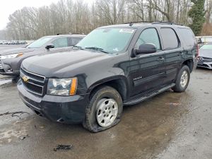 Chevrolet Tahoe 5.3L 8 2012