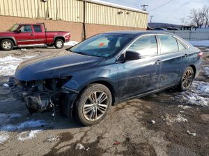 Toyota Camry LE 2.5L 4 2016