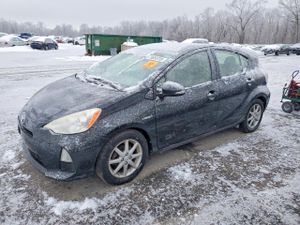 Toyota Prius 1.5L 4 2012