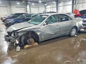 Toyota Camry LE 2.4L 4 2005
