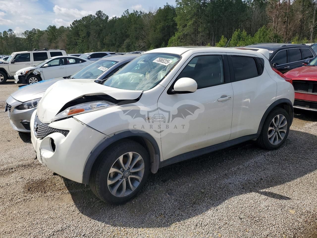 Nissan Juke S 1.6L 4 2013