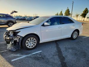 Toyota Camry L 2.5L 4 2014