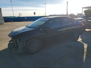 Nissan Sentra S 1.8L 4 2015