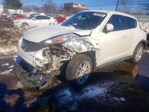 Nissan Juke S 1.6L 4 2013
