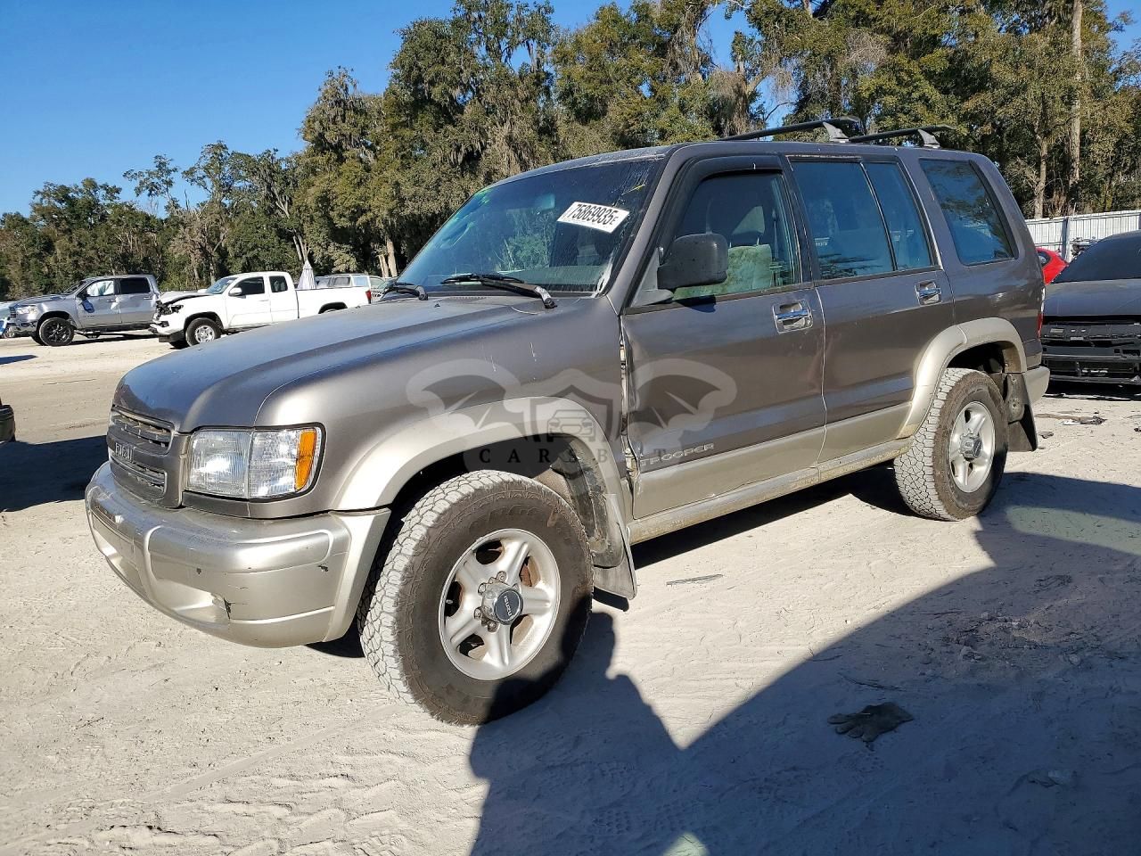 Isuzu Trooper S 3.5L 6 2002