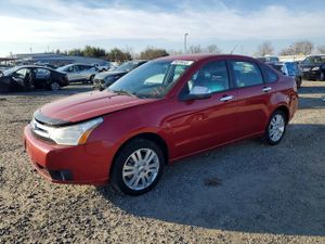 Ford Focus SEL 2.0L 4 2010