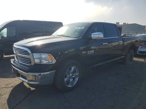 RAM 1500 SLT 5.7L 8 2014