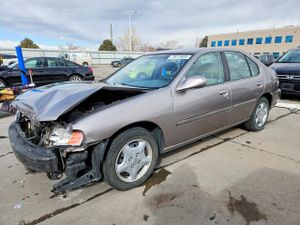 Nissan Altima XE 2.4L 4 2000
