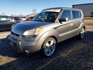 Kia Soul + 2.0L 4 2010