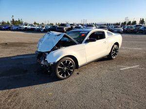 Ford Mustang 3.7L 6 2012