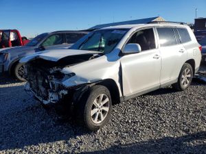 Toyota Highlander BASE 3.5L 6 2013