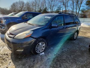 Toyota Sienna XLE 3.5L 6 2009
