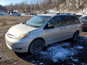 Toyota Sienna CE 3.3L 6 2006