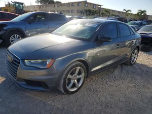 Audi A3 PREMIUM 1.8L 4 2015