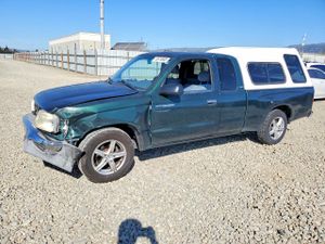 Toyota Tacoma XTRACAB 2.4L 4 2000