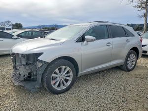 Toyota Venza LE 2.7L 4 2013
