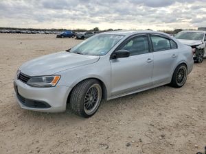 Volkswagen Jetta BASE 2.0L 4 2014