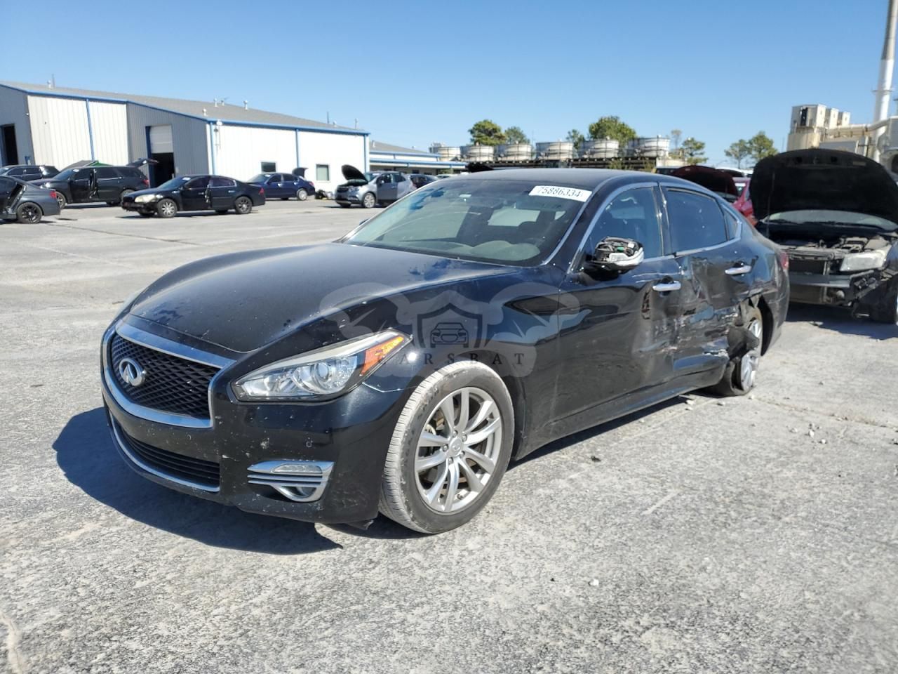 Infiniti Q70 3.7 3.7L 6 2015