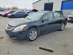 Nissan Altima BASE 2.5L 4 2012