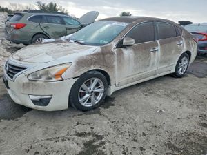 Nissan Altima 2.5 2.5L 4 2015