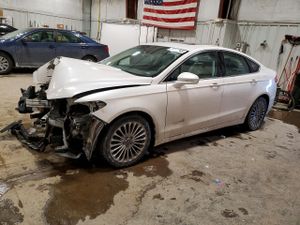 Ford Fusion TITANIUM HEV 2.0L 4 2014