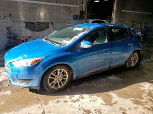 Ford Focus SE 2.0L 4 2015
