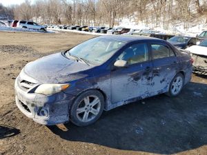 Toyota Corolla BASE 1.8L 4 2013