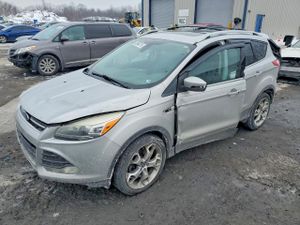 Ford Escape TITANIUM 2.0L 4 2013