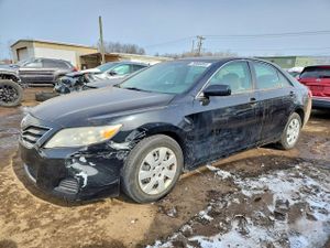 Toyota Camry BASE 2.5L 4 2011