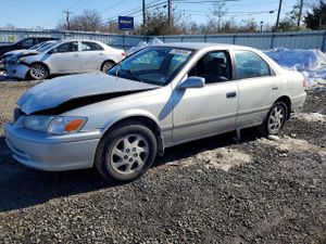 Toyota Camry LE 3.0L 6 2000