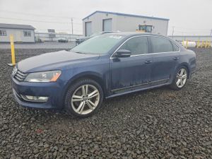 Volkswagen Passat SEL 2.0L 4 2014