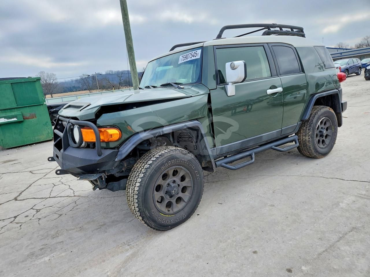 Toyota FJ Cruiser 4.0L 6 2013