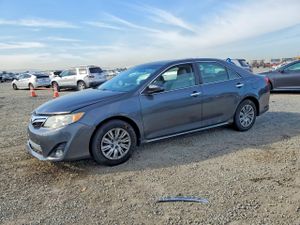 Toyota Camry BASE 2.5L 4 2012