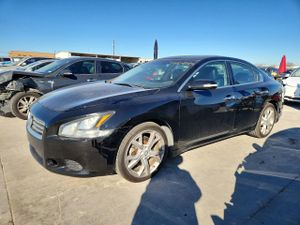 Nissan Maxima S 3.5L 6 2012