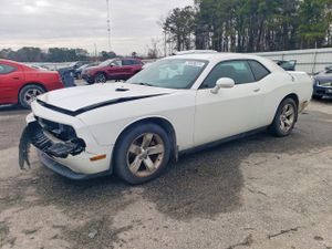 Dodge Challenger SXT 3.6L 6 2013