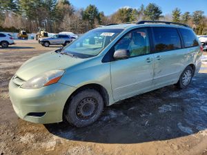 Toyota Sienna CE 3.5L 6 2009