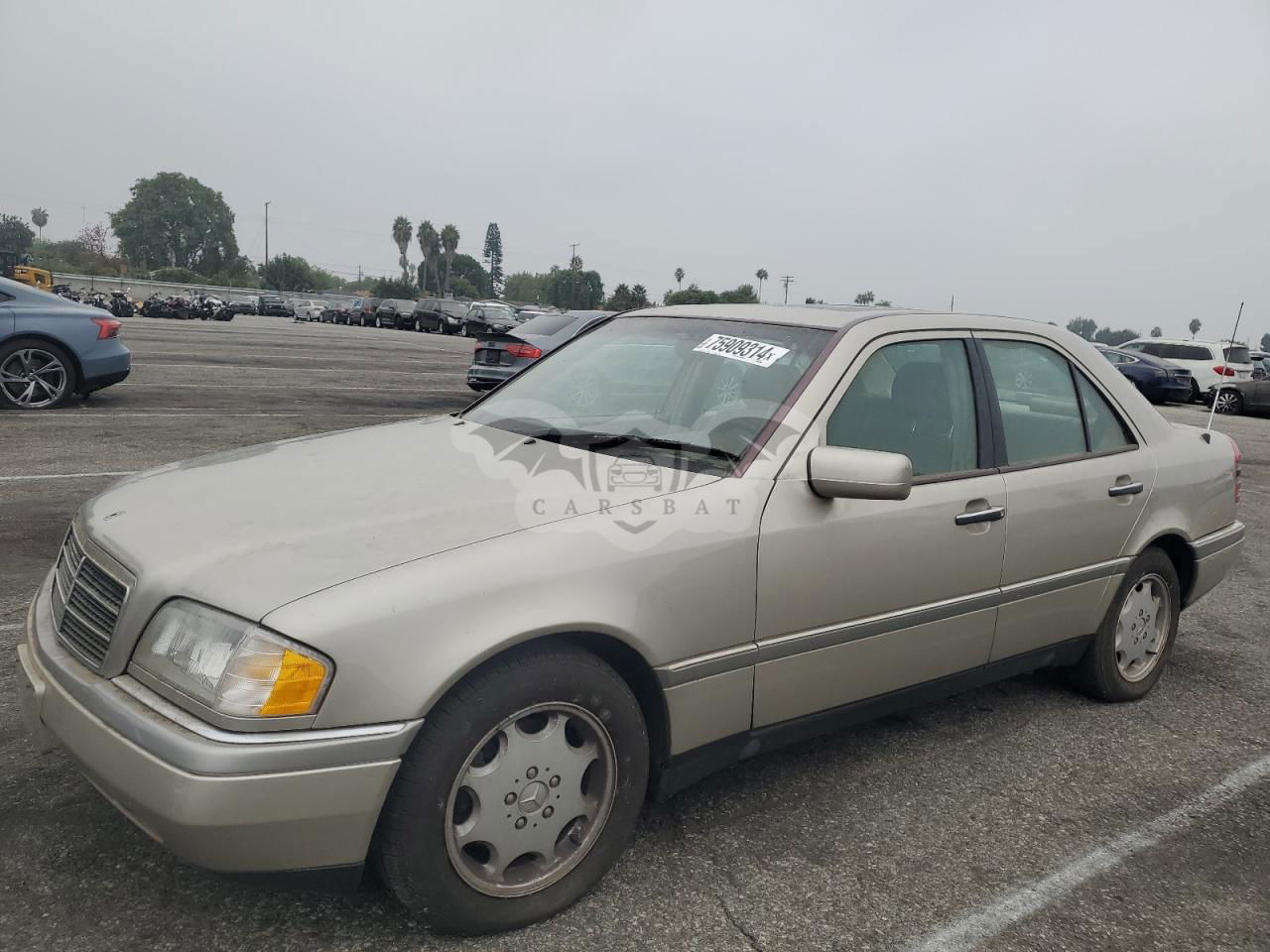 Mercedes-Benz C 2.2L  4 1996