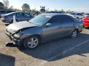 Toyota Camry LE 2.4L 4 2005