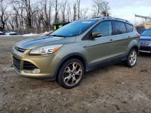 Ford Escape TITANIUM 2.0L 4 2013