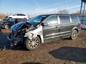 Chrysler Town & Country S 3.6L 6 2014