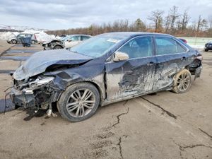 Toyota Camry LE 2.5L 4 2015