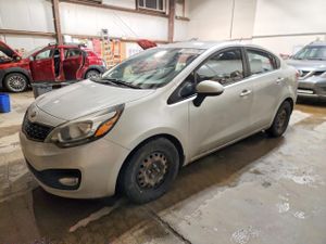 Kia Rio LX 1.6L 4 2013