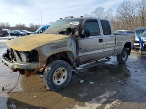 GMC Sierra K2500 HEAVY DUTY 6.6L 8 2005
