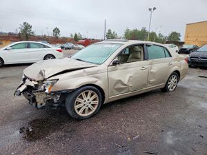 Toyota Avalon XL 3.5L 6 2005