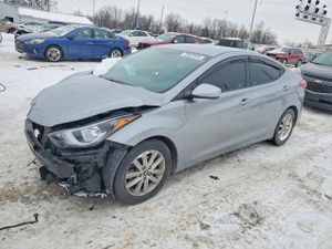 Hyundai Elantra SE 1.8L 4 2015