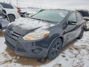 Ford Focus SE 2.0L 4 2014