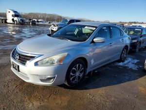 Nissan Altima 2.5 2.5L 4 2015