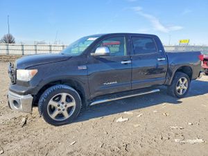 Toyota Tundra 5.7L 8 2013